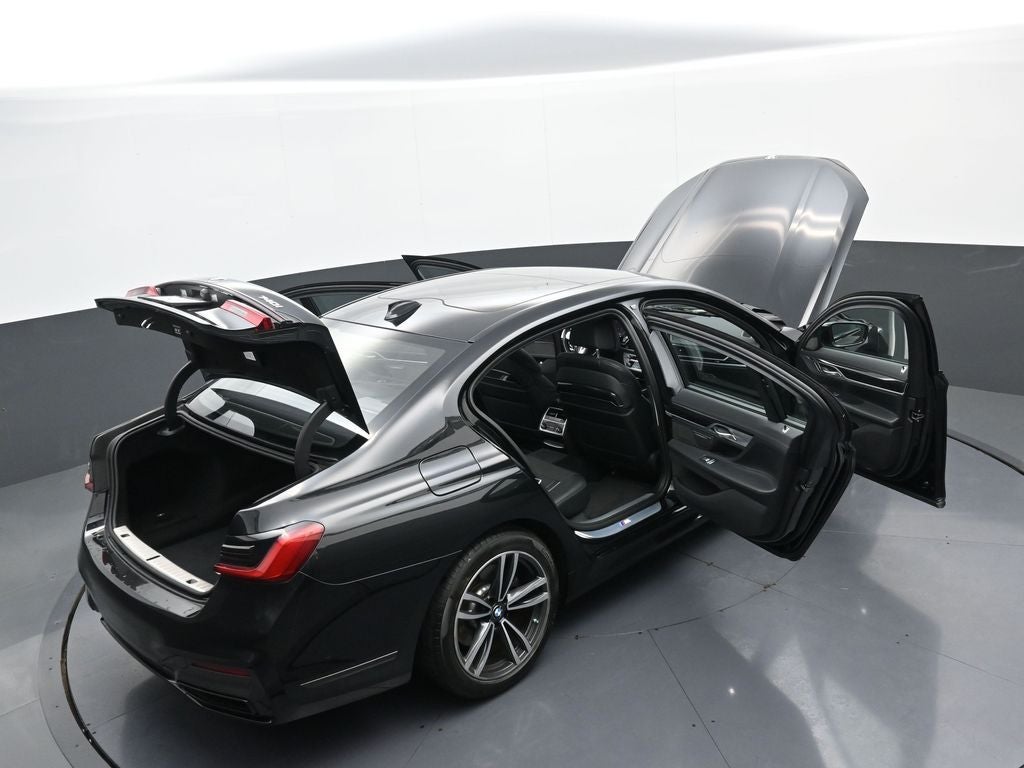2022 BMW 7 Series 740i xDrive