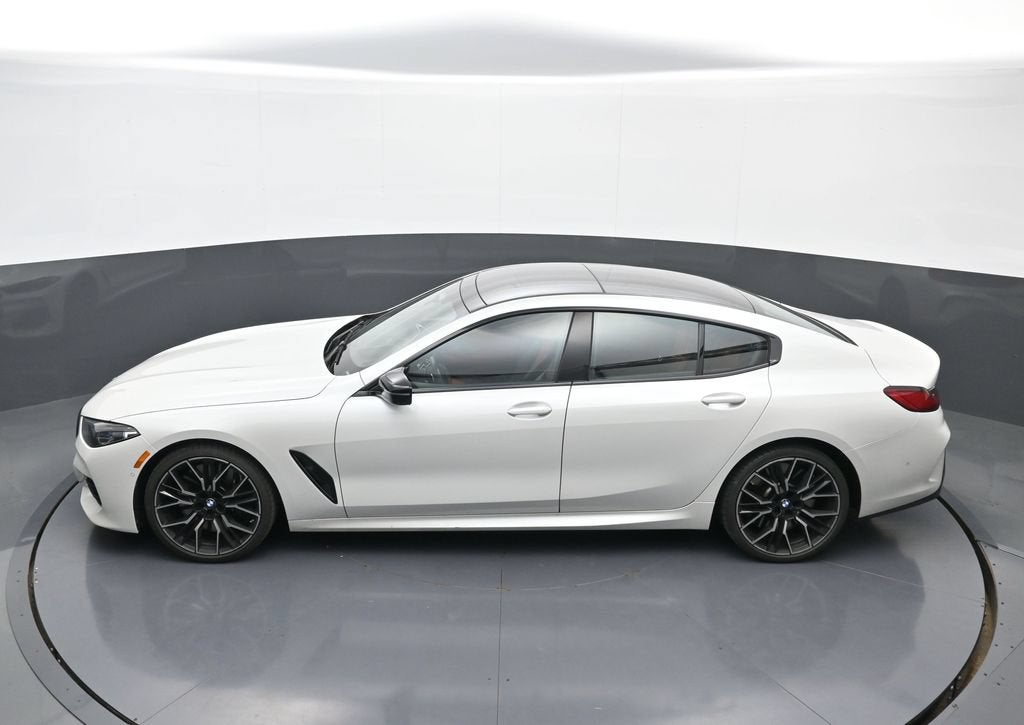 2024 BMW 8 Series M850i