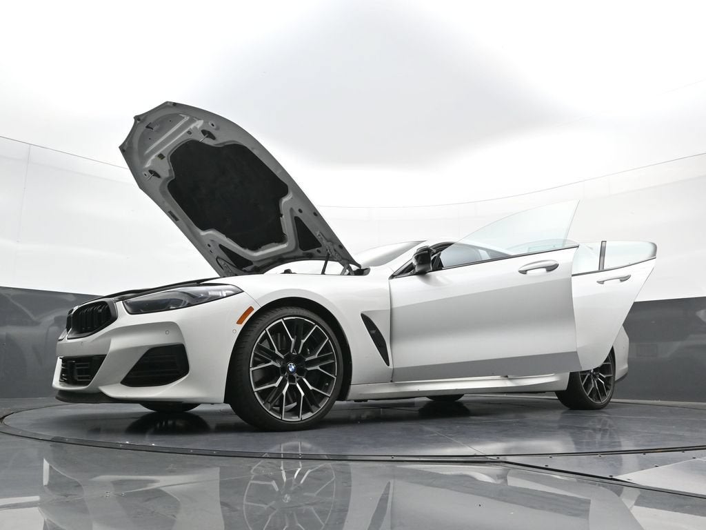 2024 BMW 8 Series M850i