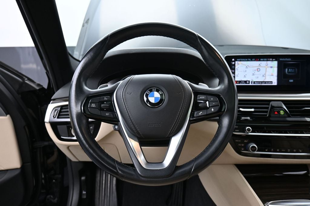 2019 BMW 5 Series 530i