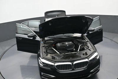 2019 BMW 5 Series 530i