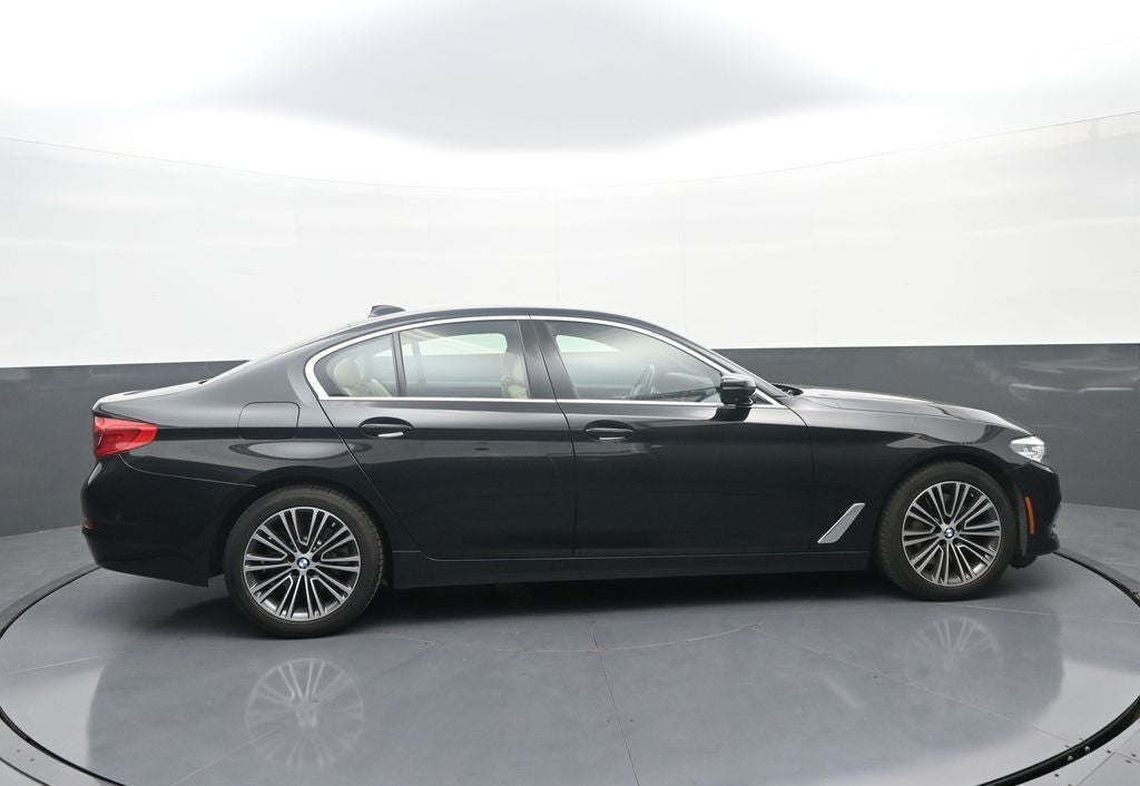 2019 BMW 5 Series 530i