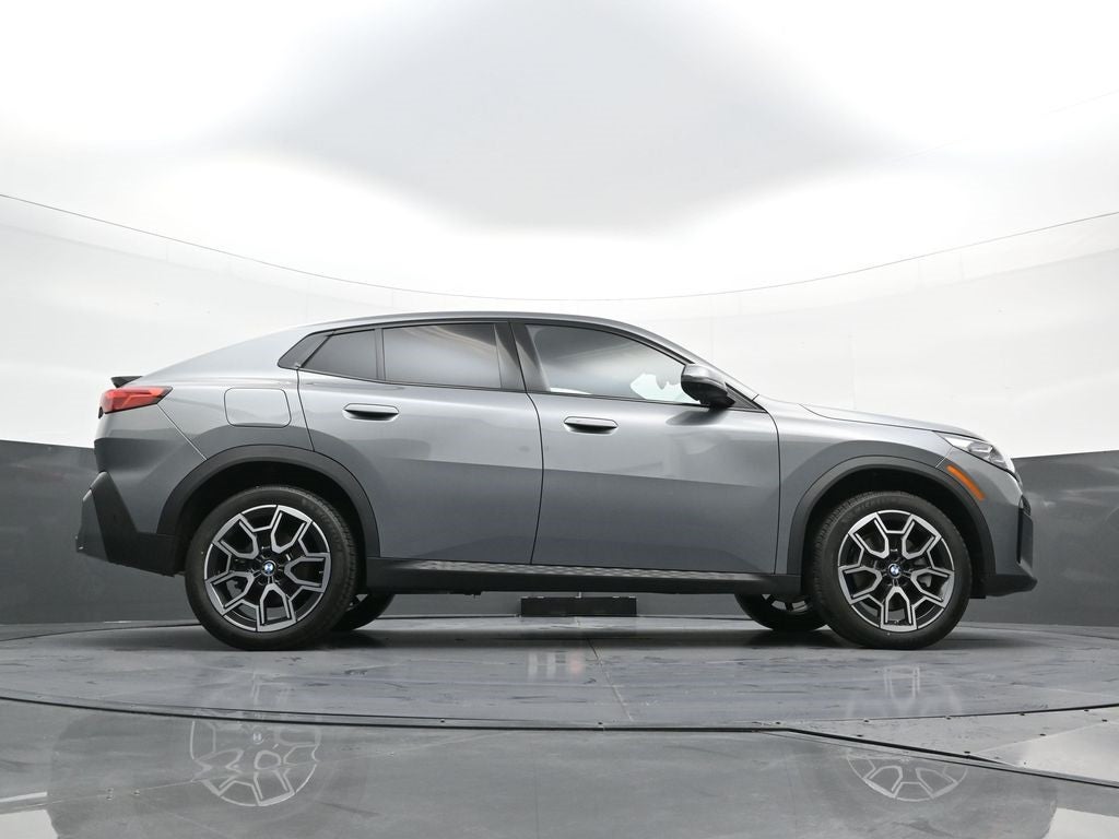 2025 BMW X2 xDrive28i