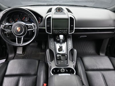 2016 Porsche Cayenne Base