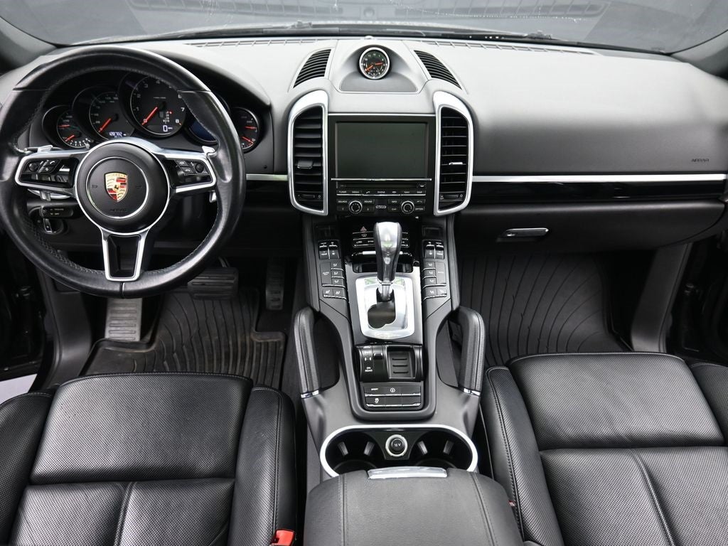 2016 Porsche Cayenne Base