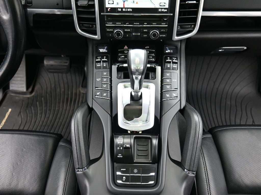 2016 Porsche Cayenne Base