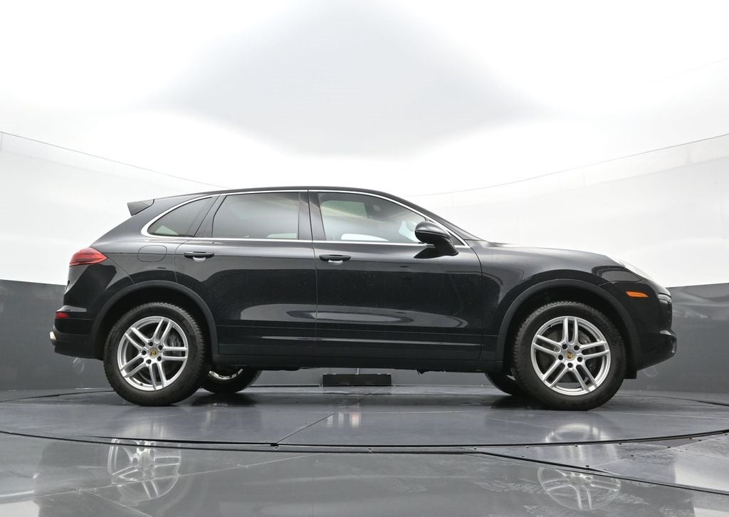 2016 Porsche Cayenne Base