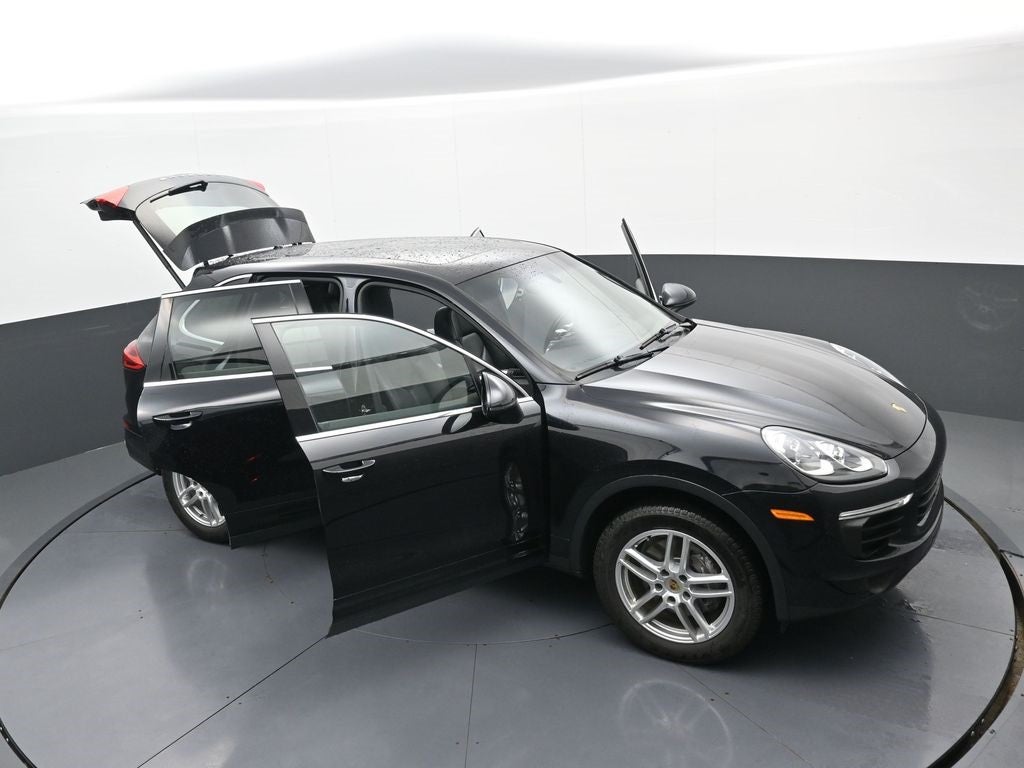 2016 Porsche Cayenne Base