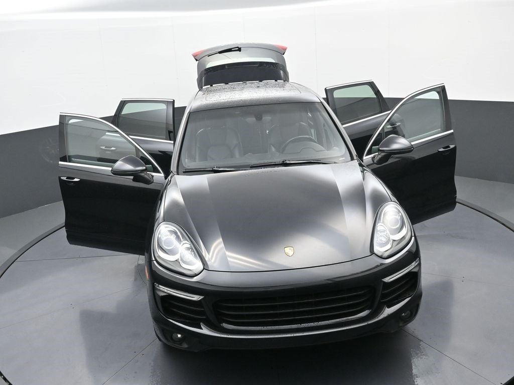 2016 Porsche Cayenne Base