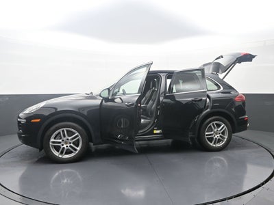 2016 Porsche Cayenne Base