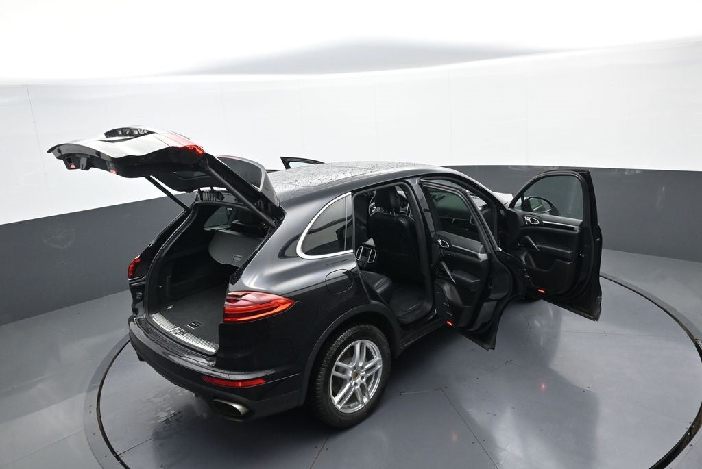 2016 Porsche Cayenne Base