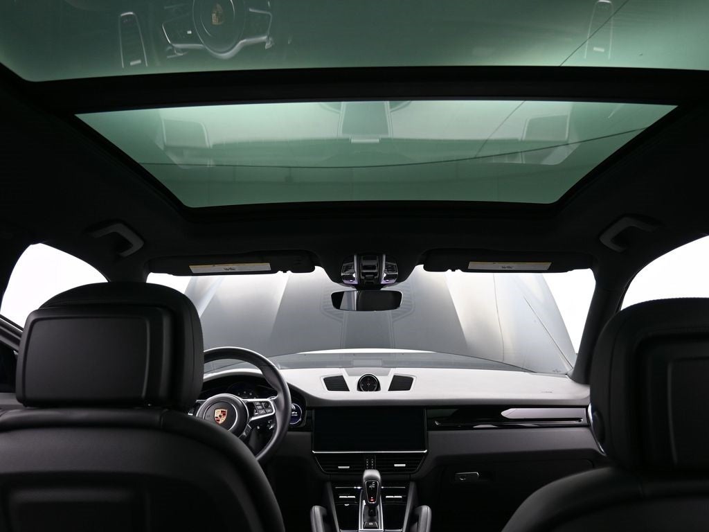2023 Porsche Cayenne Base