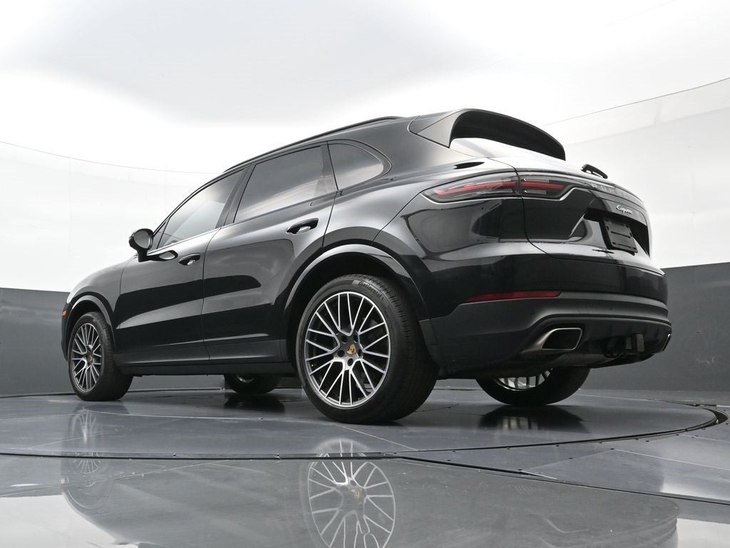 2023 Porsche Cayenne Base