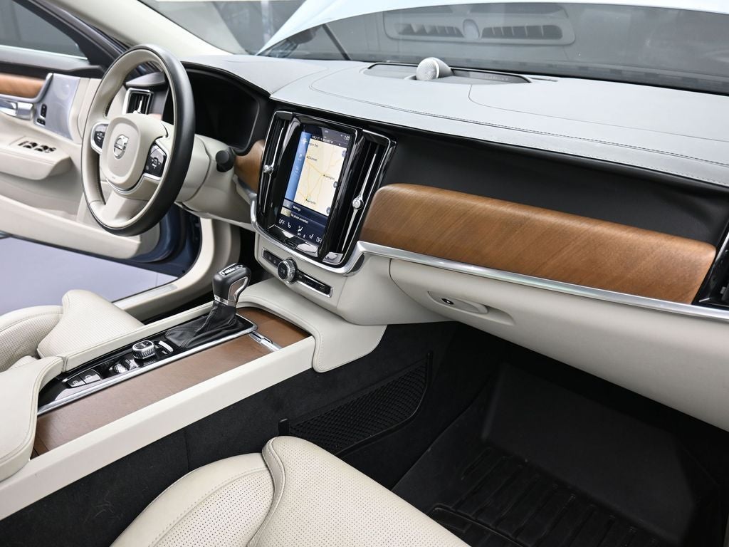 2017 Volvo S90 Inscription
