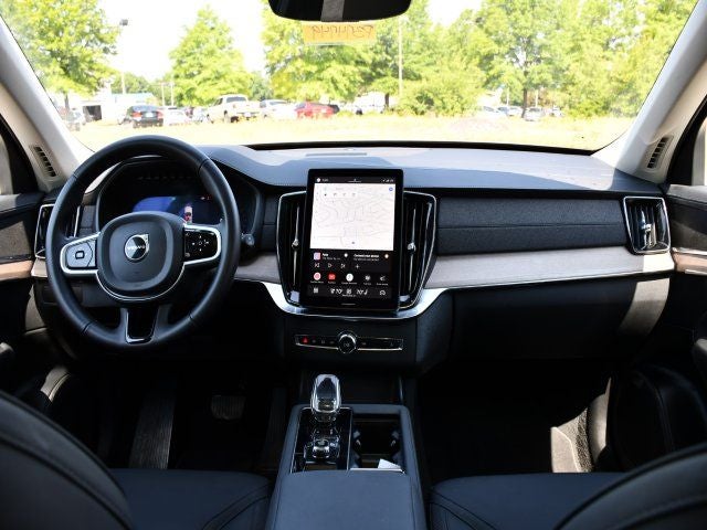 2025 Volvo XC90 Plus