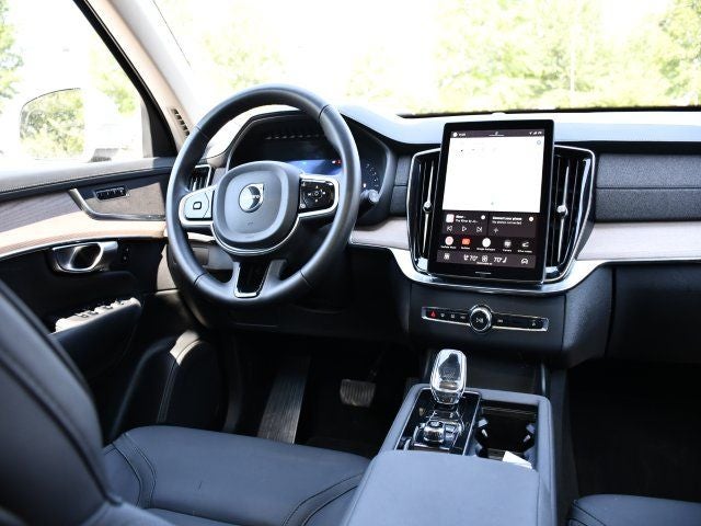 2025 Volvo XC90 Plus