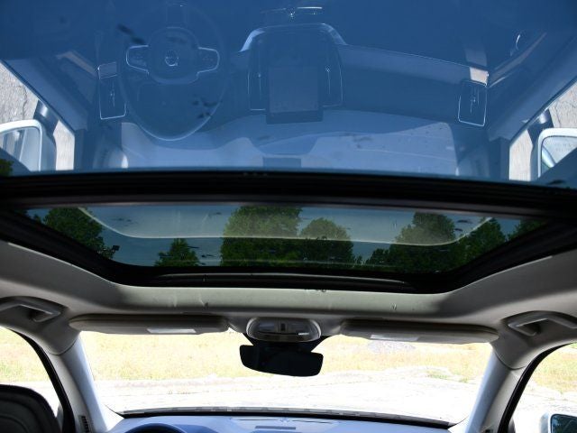 2025 Volvo XC90 Plus