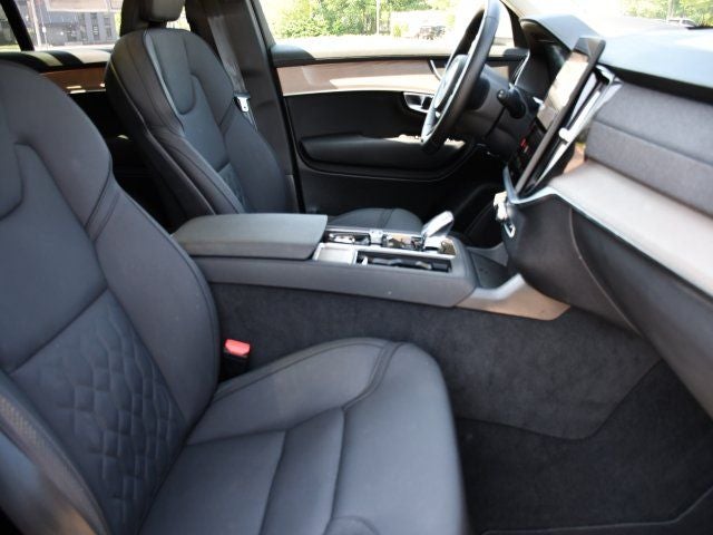 2025 Volvo XC90 Plus