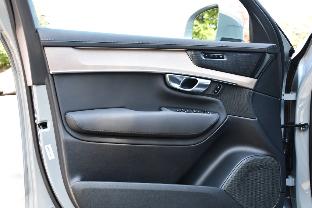 2026 Volvo XC90 Plus