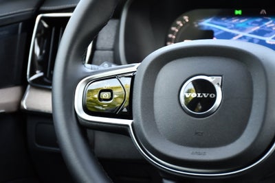 2026 Volvo XC90 Plus