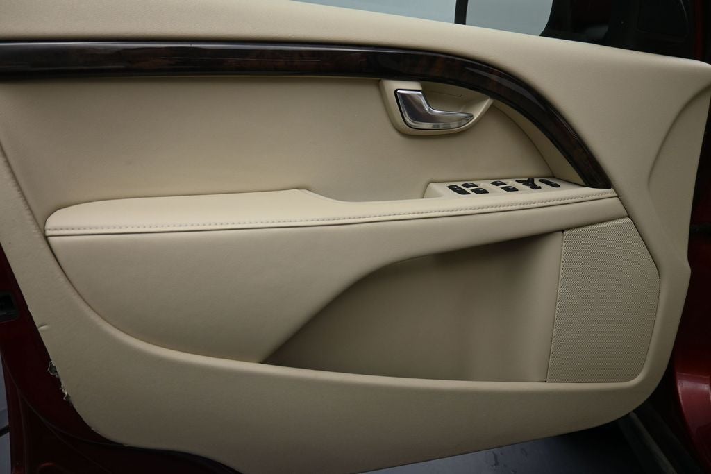 2015 Volvo XC70 T6