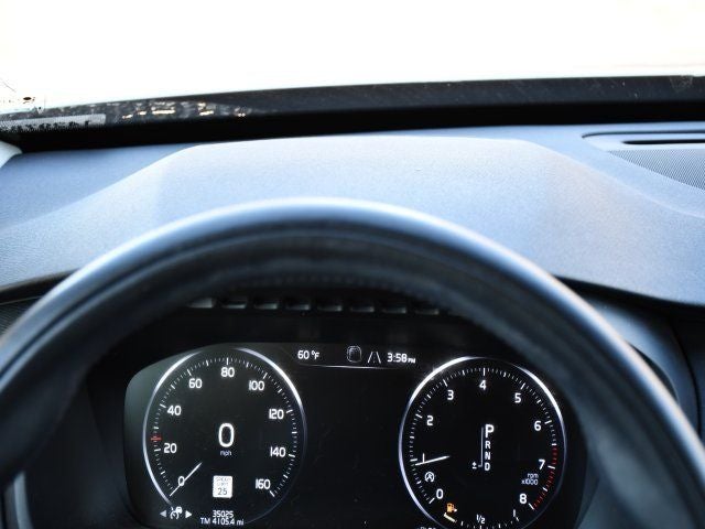 2022 Volvo XC90 Momentum