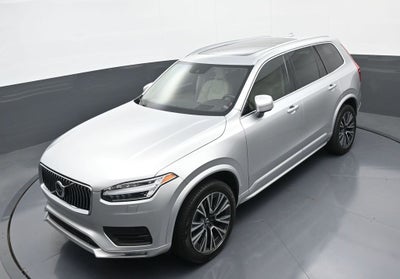 2022 Volvo XC90 Momentum