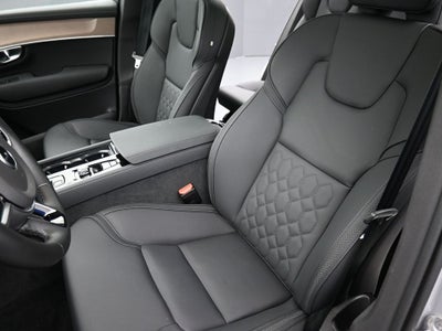 2025 Volvo XC90 Plus