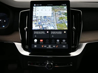 2025 Volvo XC90 Plus