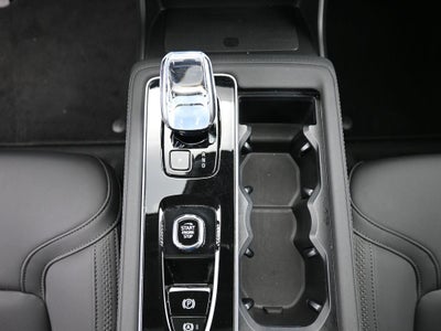 2025 Volvo XC90 Plus