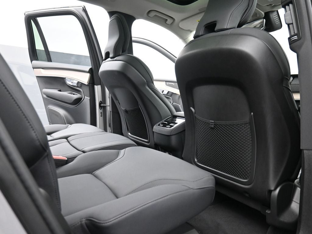 2025 Volvo XC90 Plus