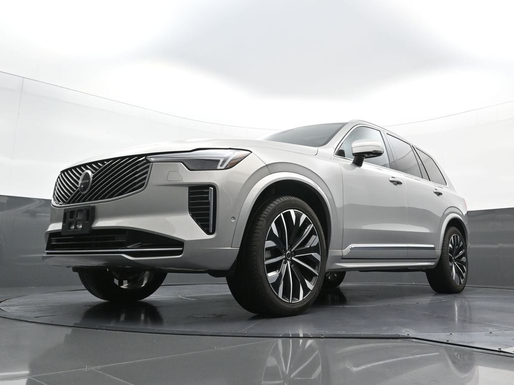 2025 Volvo XC90 Plus