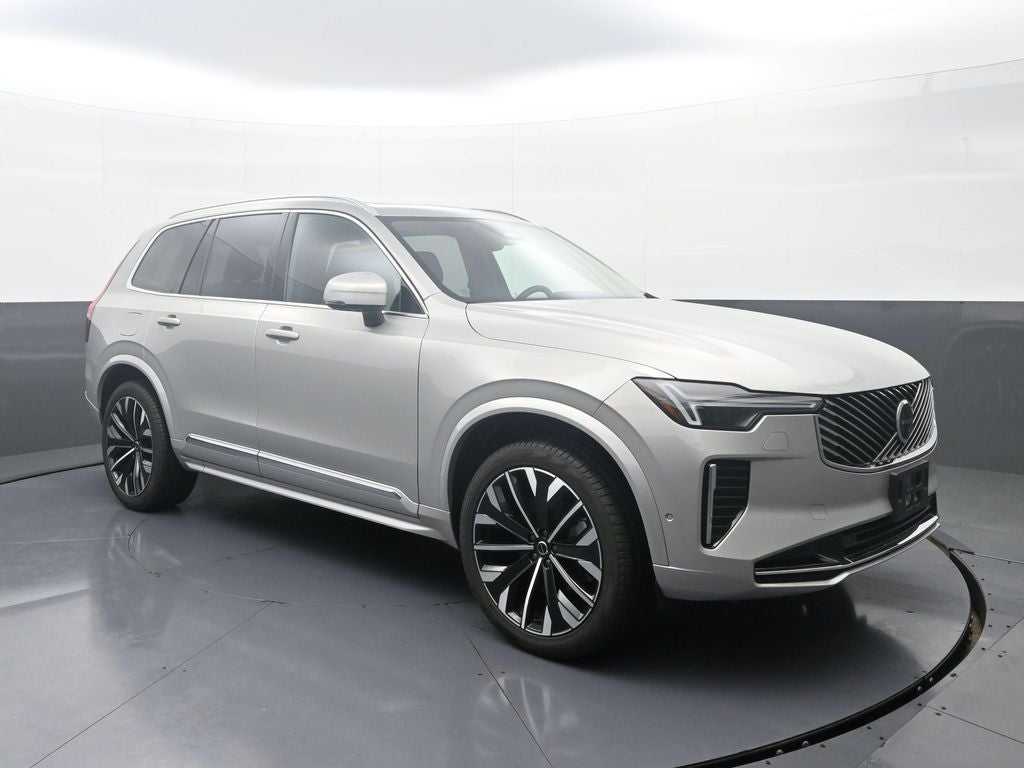 2025 Volvo XC90 Plus