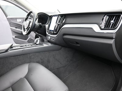 2025 Volvo XC60 Plus