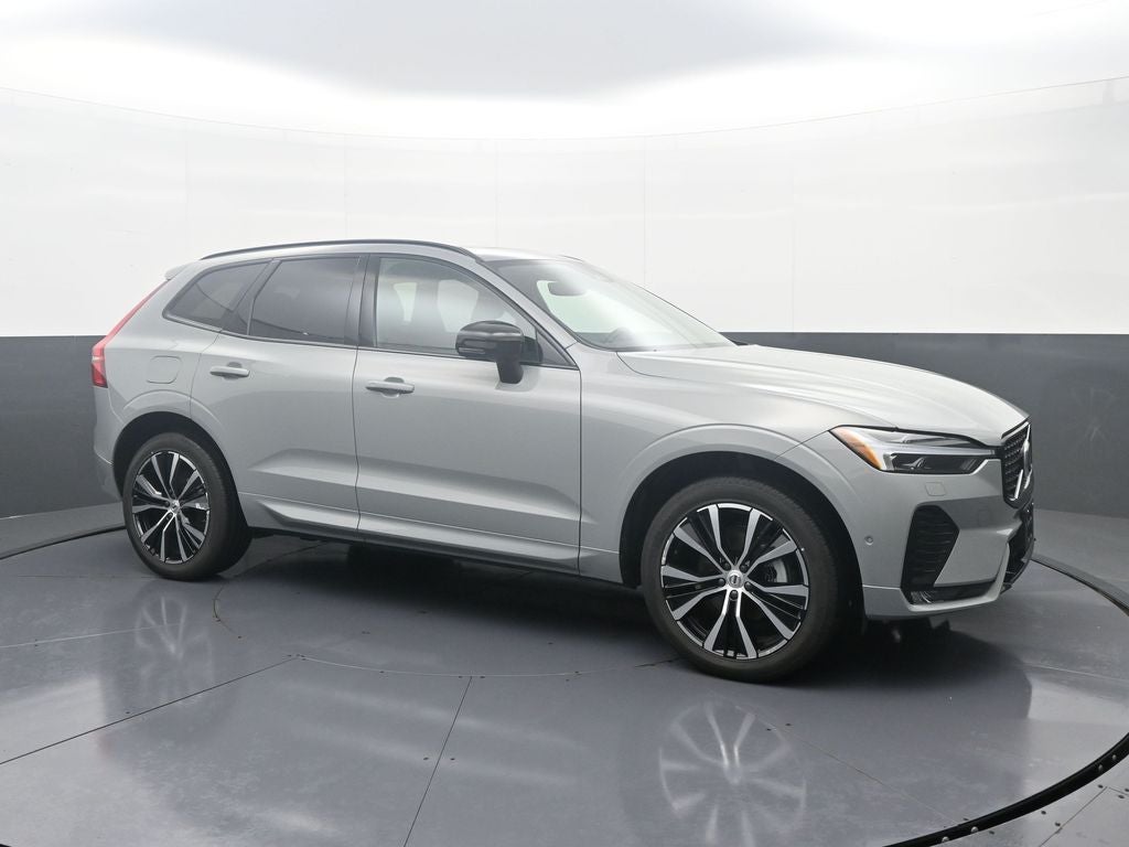2025 Volvo XC60 Plus