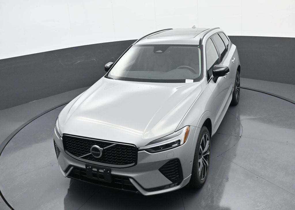 2025 Volvo XC60 Plus