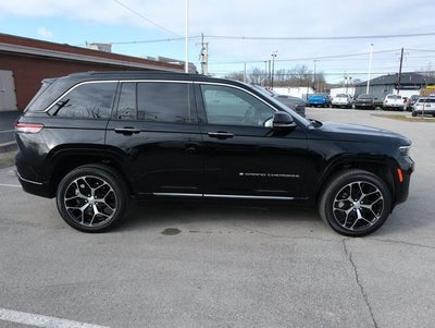 2024 Jeep Grand Cherokee Summit