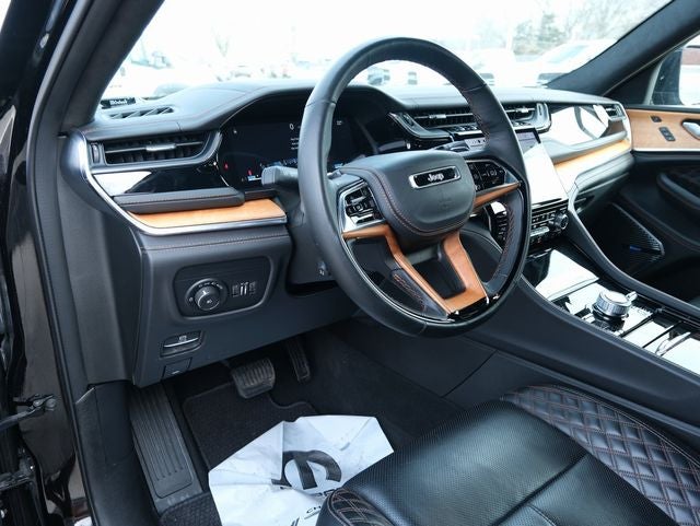 2024 Jeep Grand Cherokee Summit
