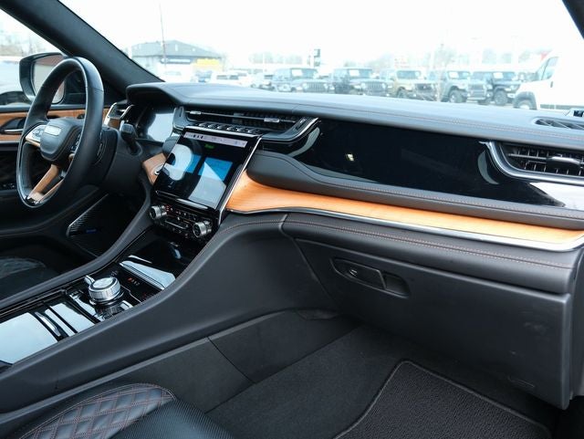 2024 Jeep Grand Cherokee Summit