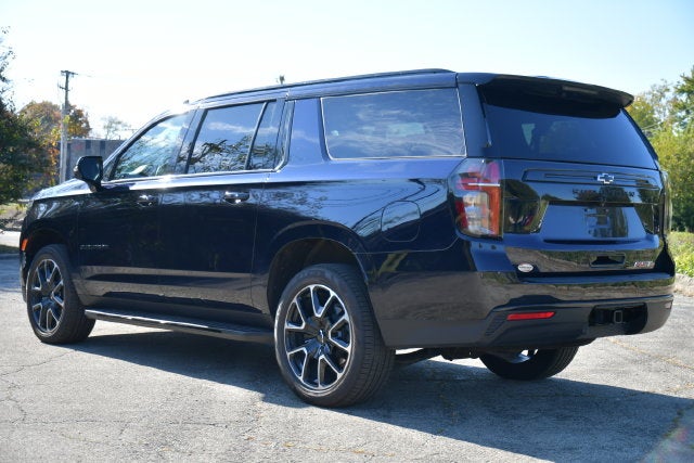 2024 Chevrolet Suburban RST