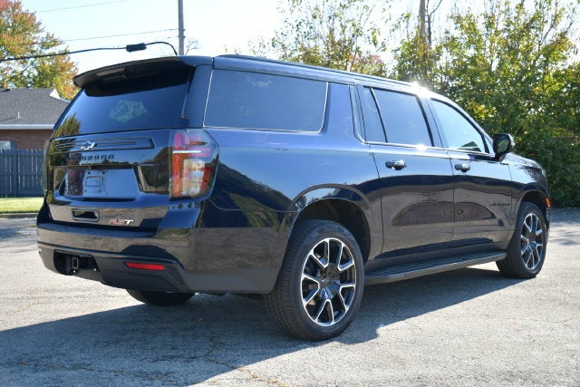 2024 Chevrolet Suburban RST