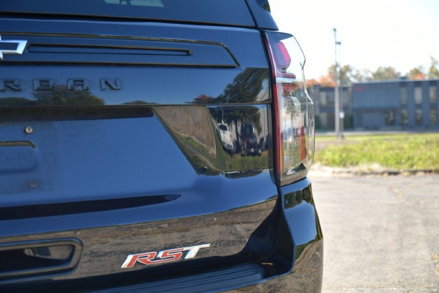 2024 Chevrolet Suburban RST