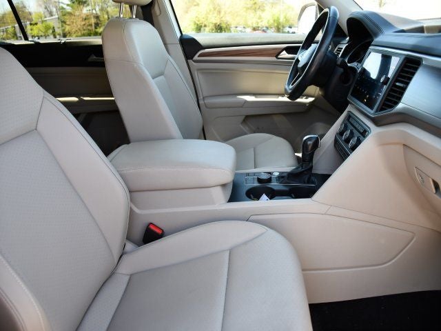 2021 Volkswagen Atlas 3.6L V6 SE w/Technology