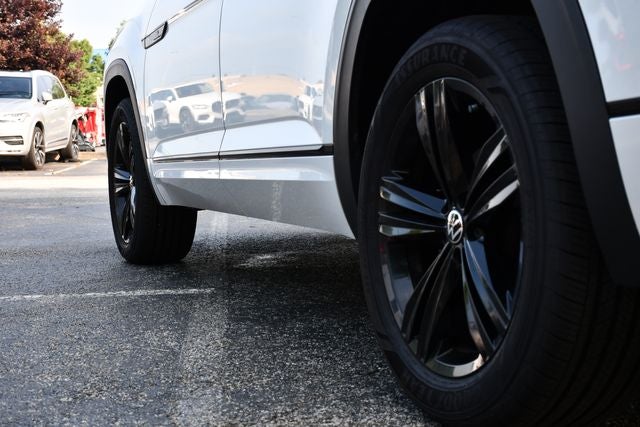 2022 Volkswagen Atlas 3.6L V6 SEL R-Line