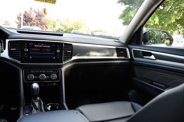 2022 Volkswagen Atlas 3.6L V6 SEL R-Line
