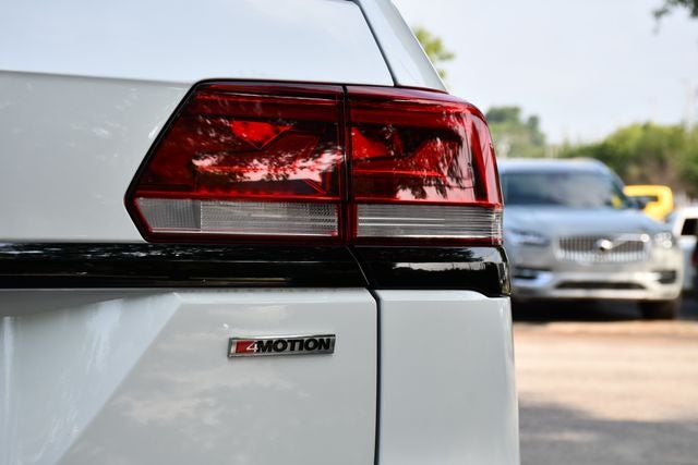 2022 Volkswagen Atlas 3.6L V6 SEL R-Line