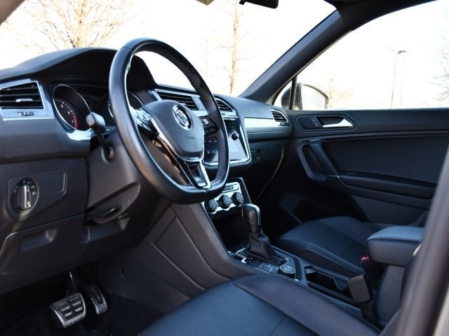 2020 Volkswagen Tiguan 2.0T SE R-Line Black 4Motion
