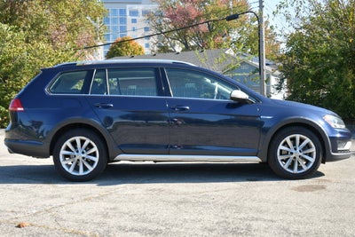 2017 Volkswagen Golf Alltrack TSI SE 4Motion