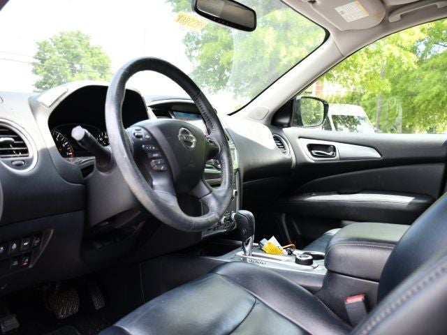 2017 Nissan Pathfinder SL