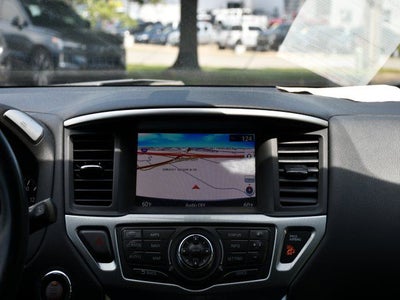 2017 Nissan Pathfinder SL